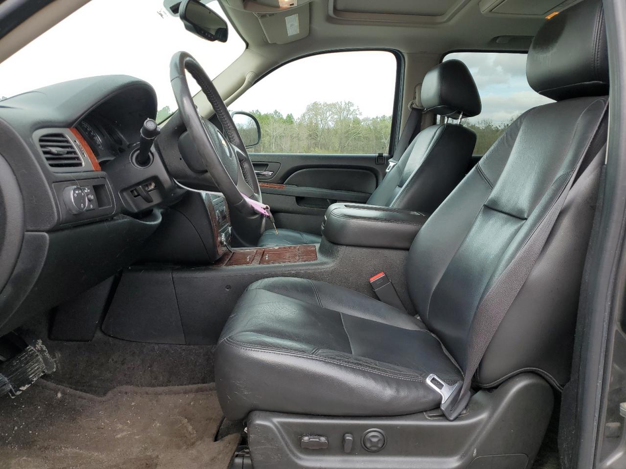 1GNUCCE03AR283954 2010 Chevrolet Tahoe C1500 Ltz