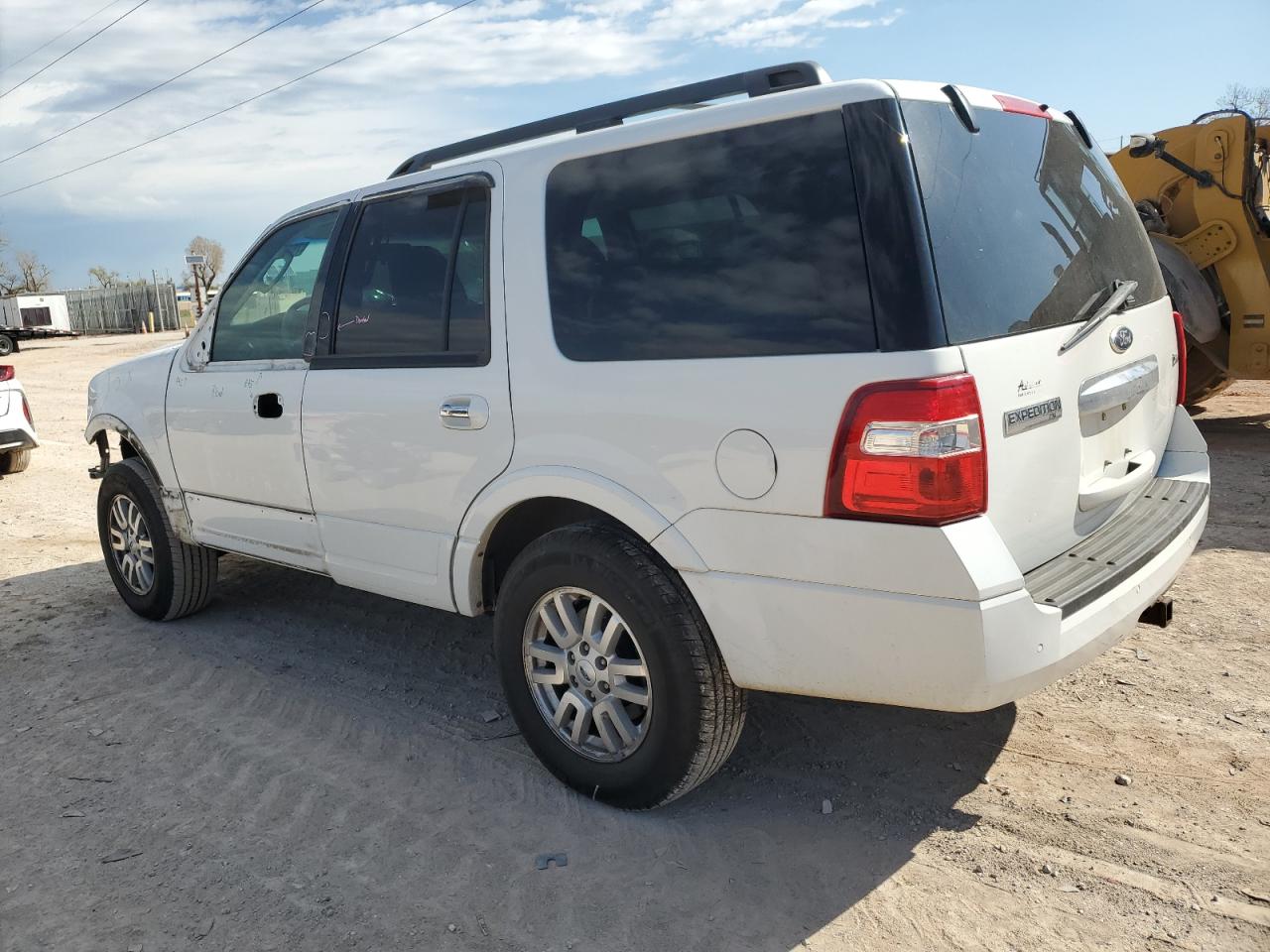 1FMJU1J55BEF44598 2011 Ford Expedition Xlt