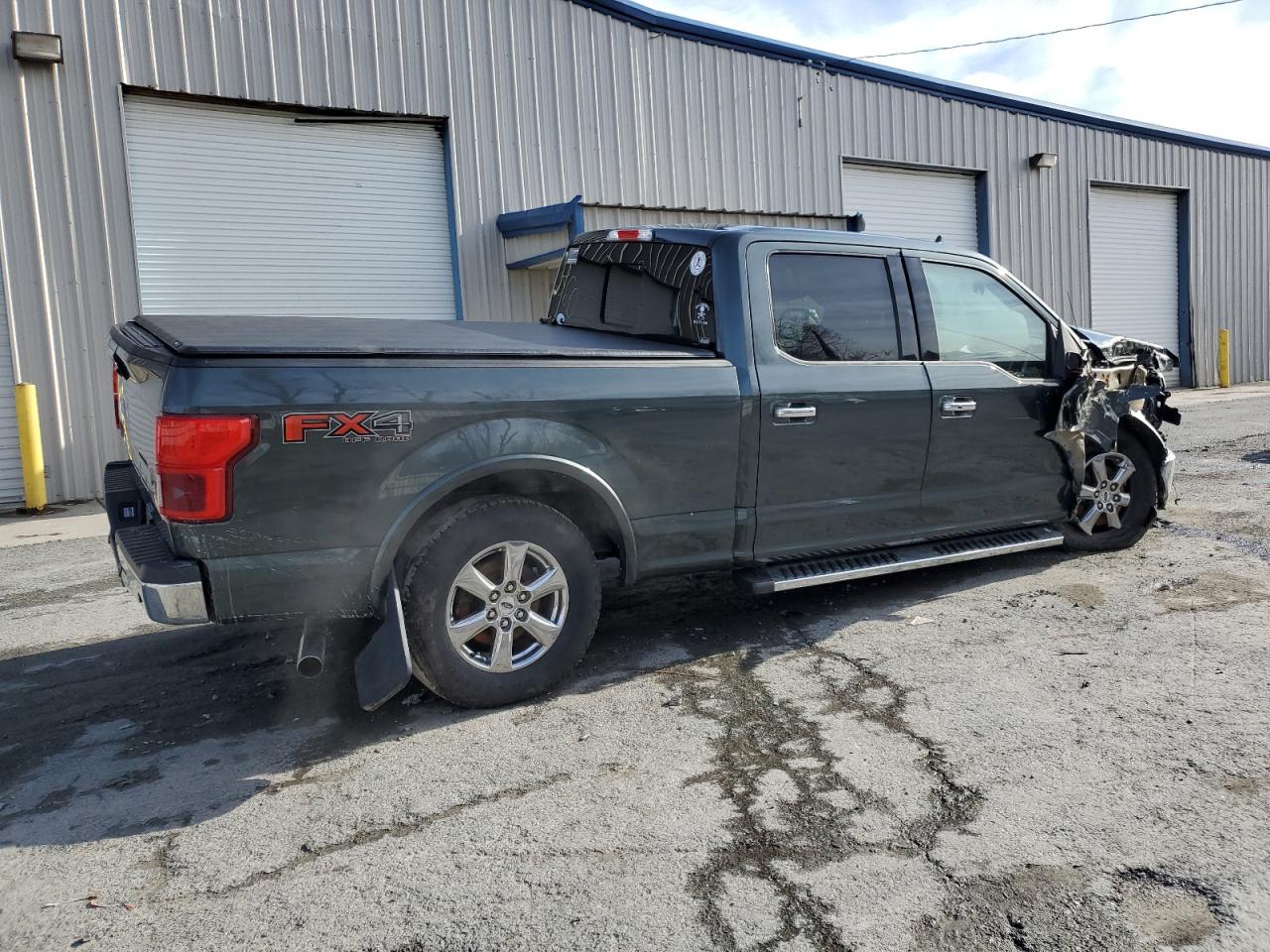 FORD F150 SUPER 2018 gray  gas 1FTFW1E5XJKC59779 photo #4