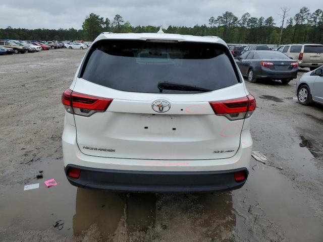 VIN 5TDJZRFHXJS544080 2018 Toyota Highlander, SE no.6