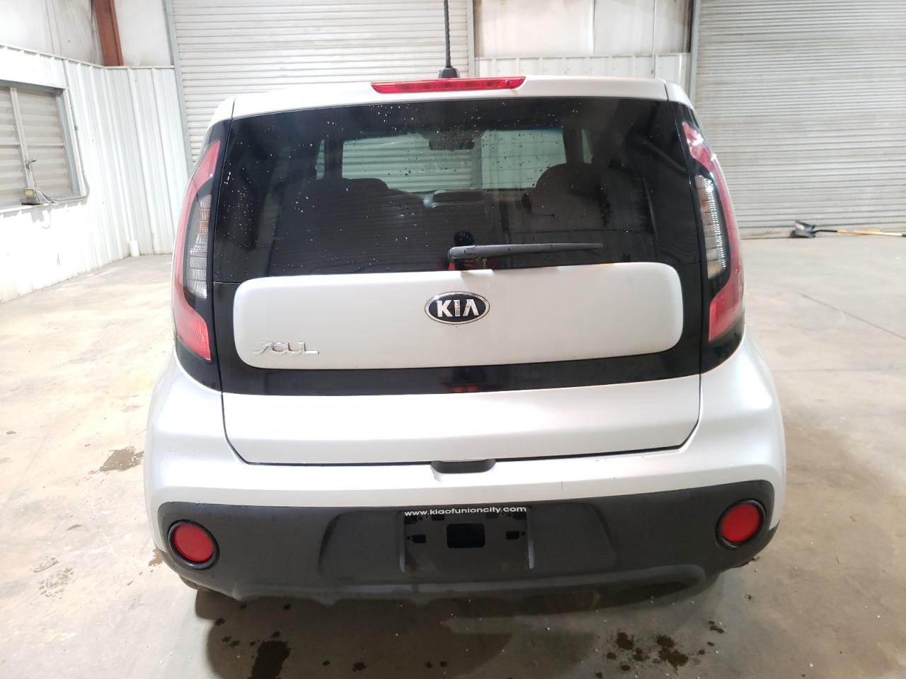 KNDJN2A26H7441605 2017 Kia Soul