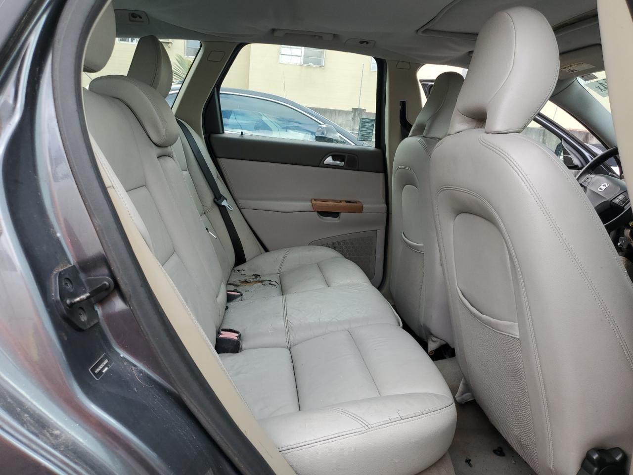 YV1MW382X82369322 2008 Volvo V50 2.4I