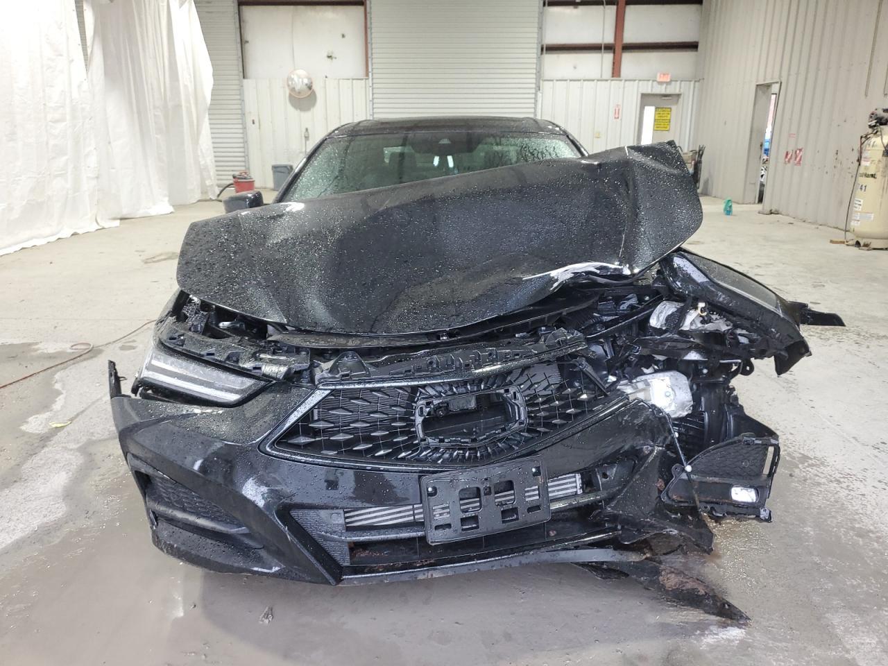 2022 Acura Tlx Tech A vin: 19UUB5F59NA005938