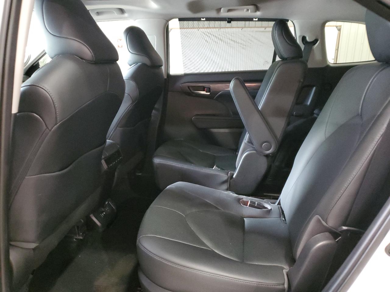 5TDYARAH4LS001971 2020 Toyota Highlander Hybrid Limited