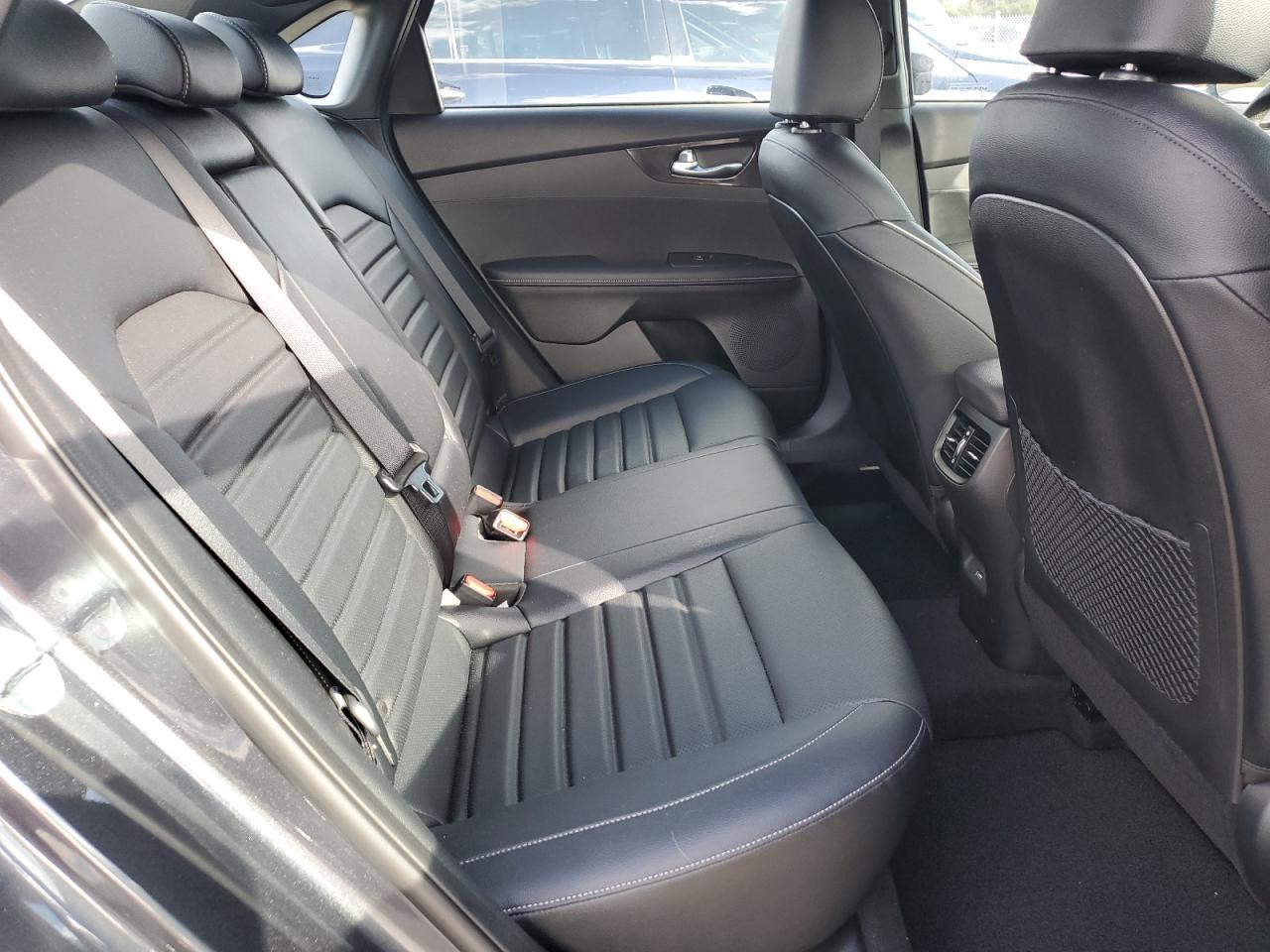 3KPF54AD6PE618008 2023 Kia Forte Gt Line