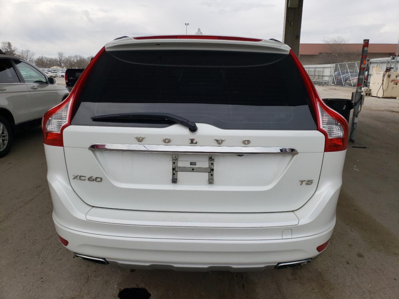 YV440MDJXH2101183 2017 Volvo Xc60 T5