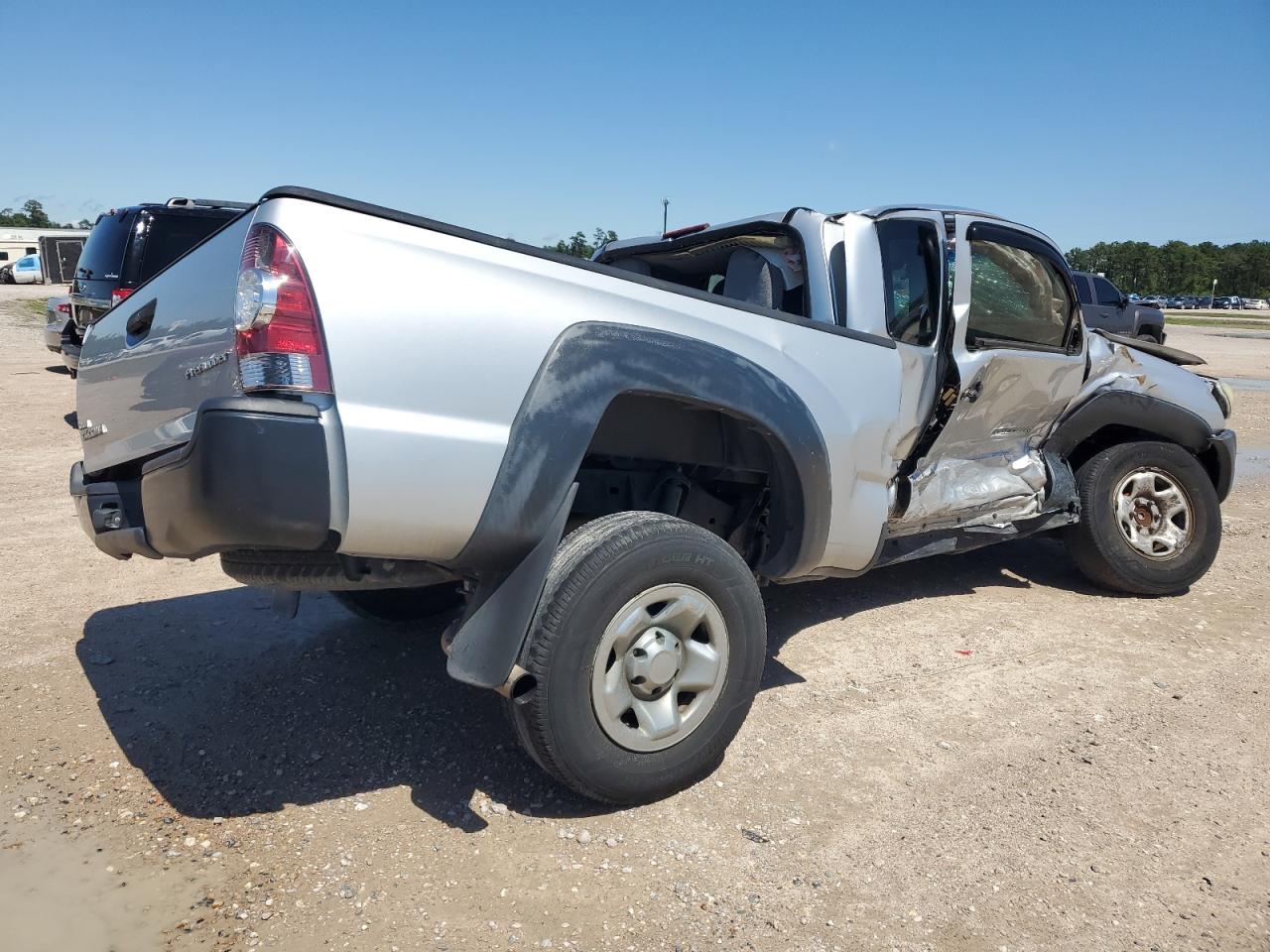 5TFTX4GN2BX003302 2011 Toyota Tacoma Prerunner Access Cab