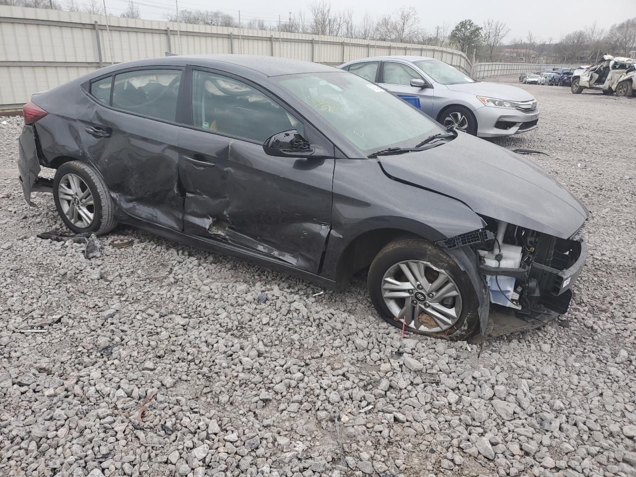 2020 Hyundai Elantra Sel vin: 5NPD84LF9LH579465