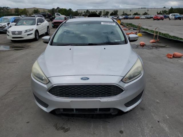 VIN 1FADP3K28FL223476 2015 Ford Focus, SE no.5