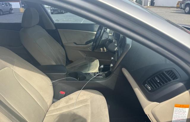 2012 Kia Optima - Image 5
