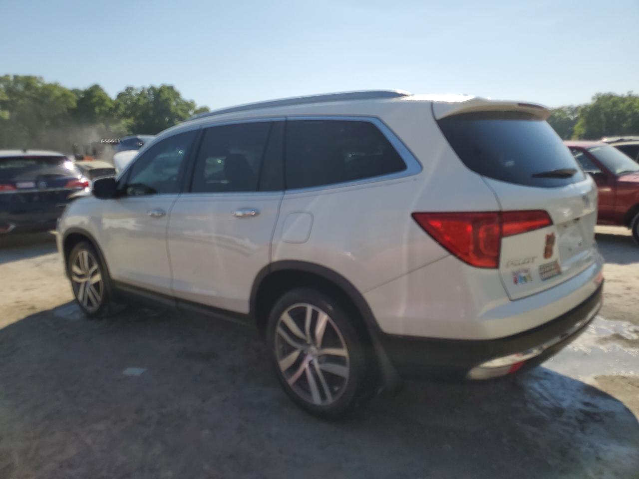 5FNYF6H04JB041176 2018 Honda Pilot Elite