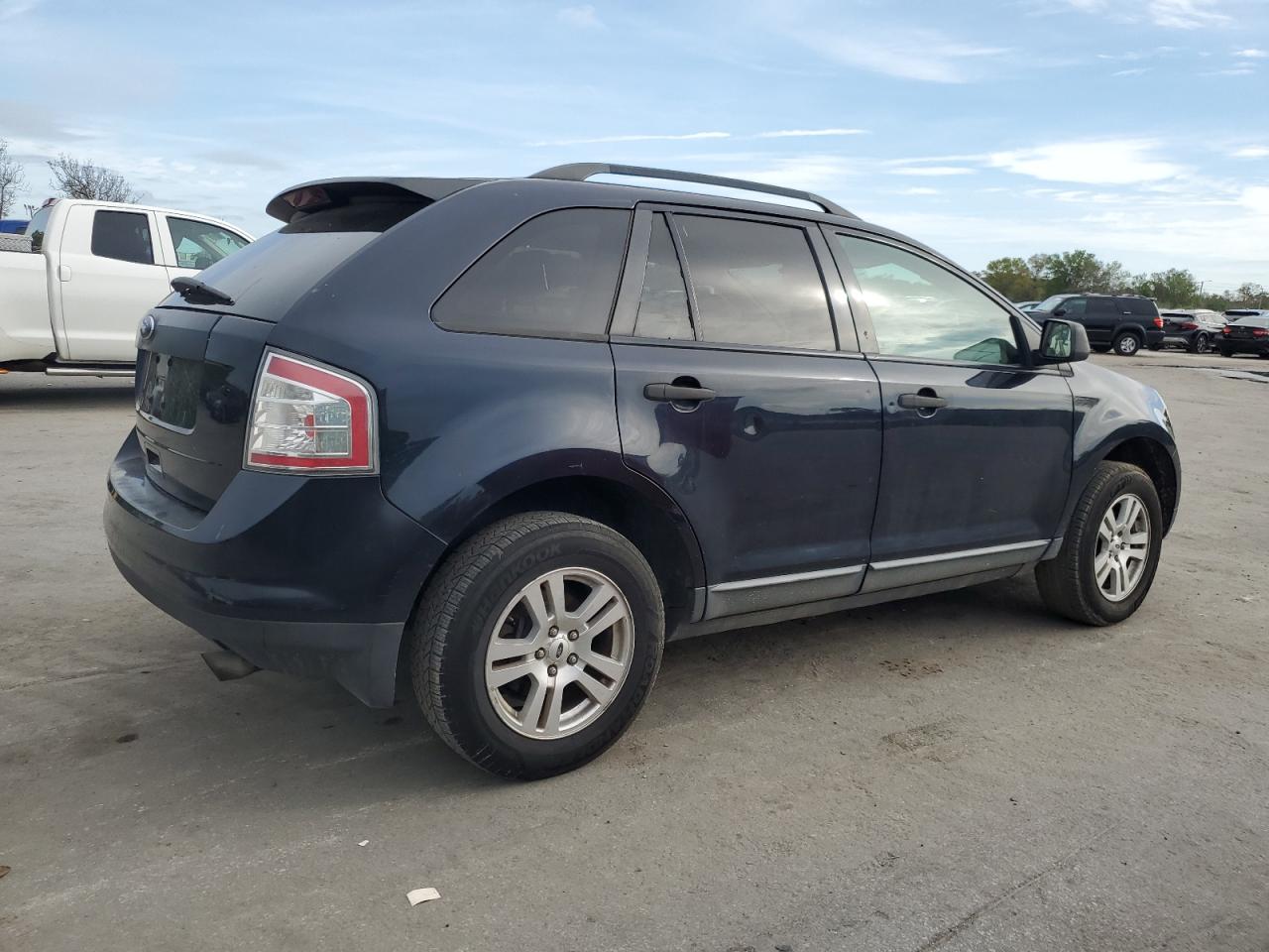 2FMDK36C38BA81046 2008 Ford Edge Se