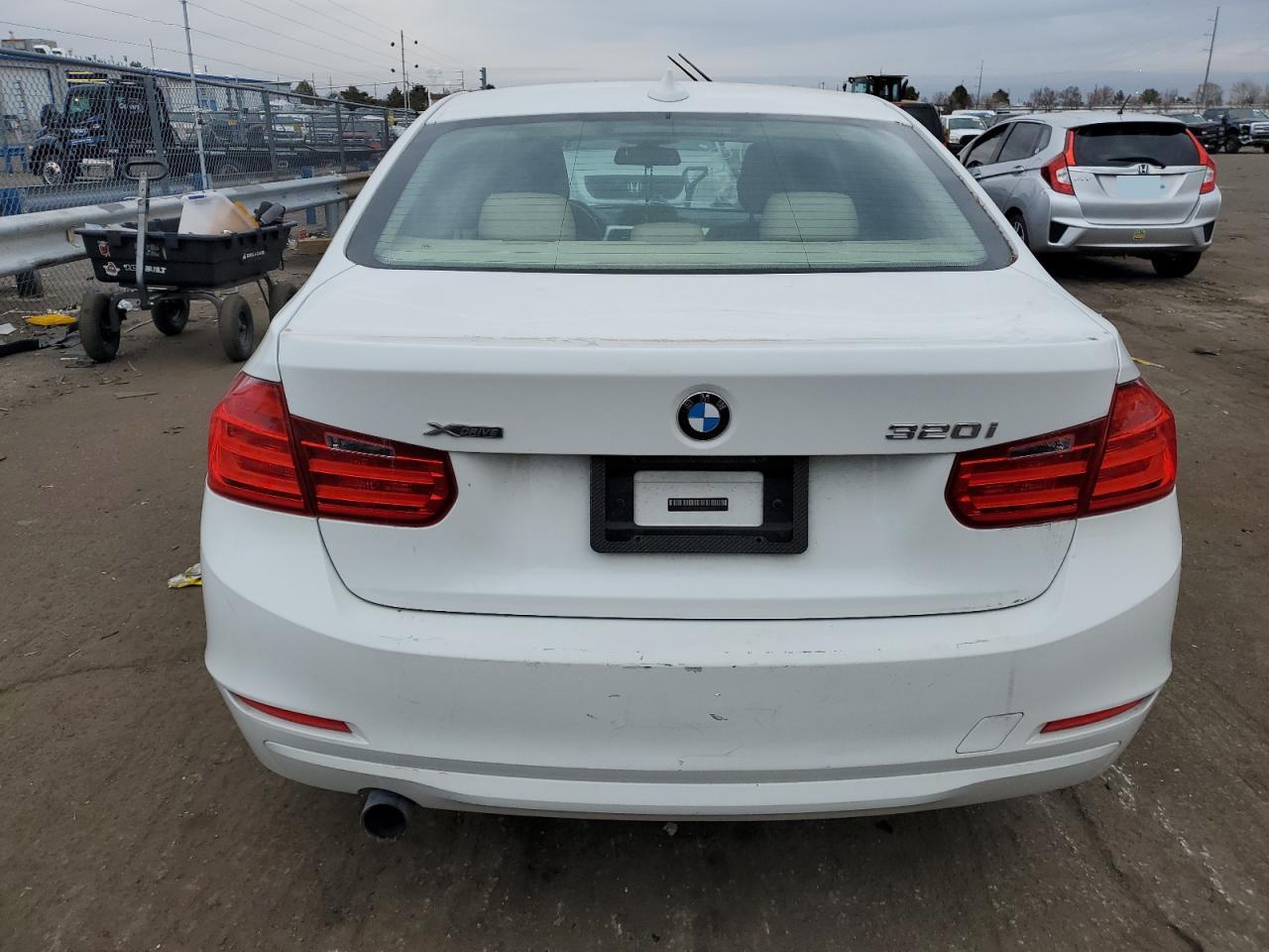 WBA3C3G51ENR25854 2014 BMW 320 I xDrive