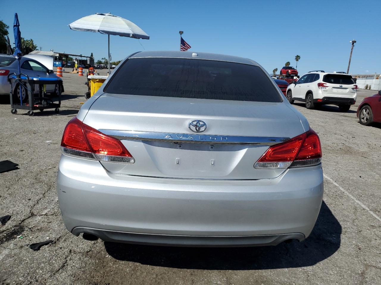 4T1BK3DB2BU412458 2011 Toyota Avalon Base