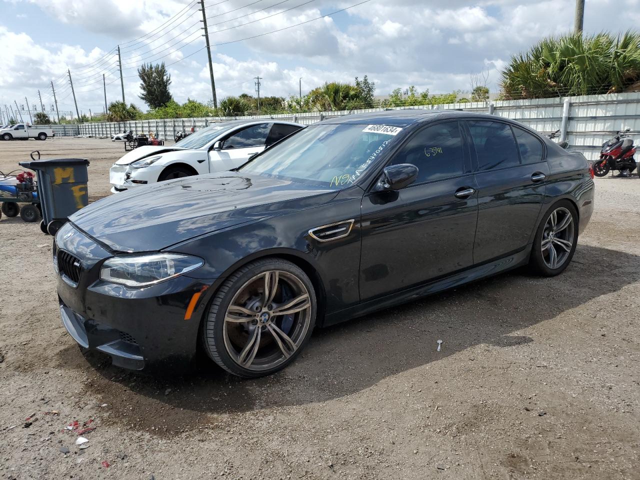 WBSFV9C50FD594736 2015 BMW M5