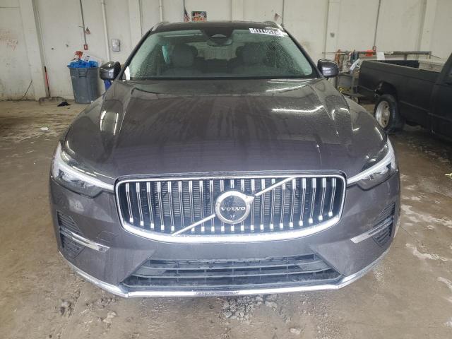 2023 VOLVO XC60 PLUS YV4L12DE5P1352956