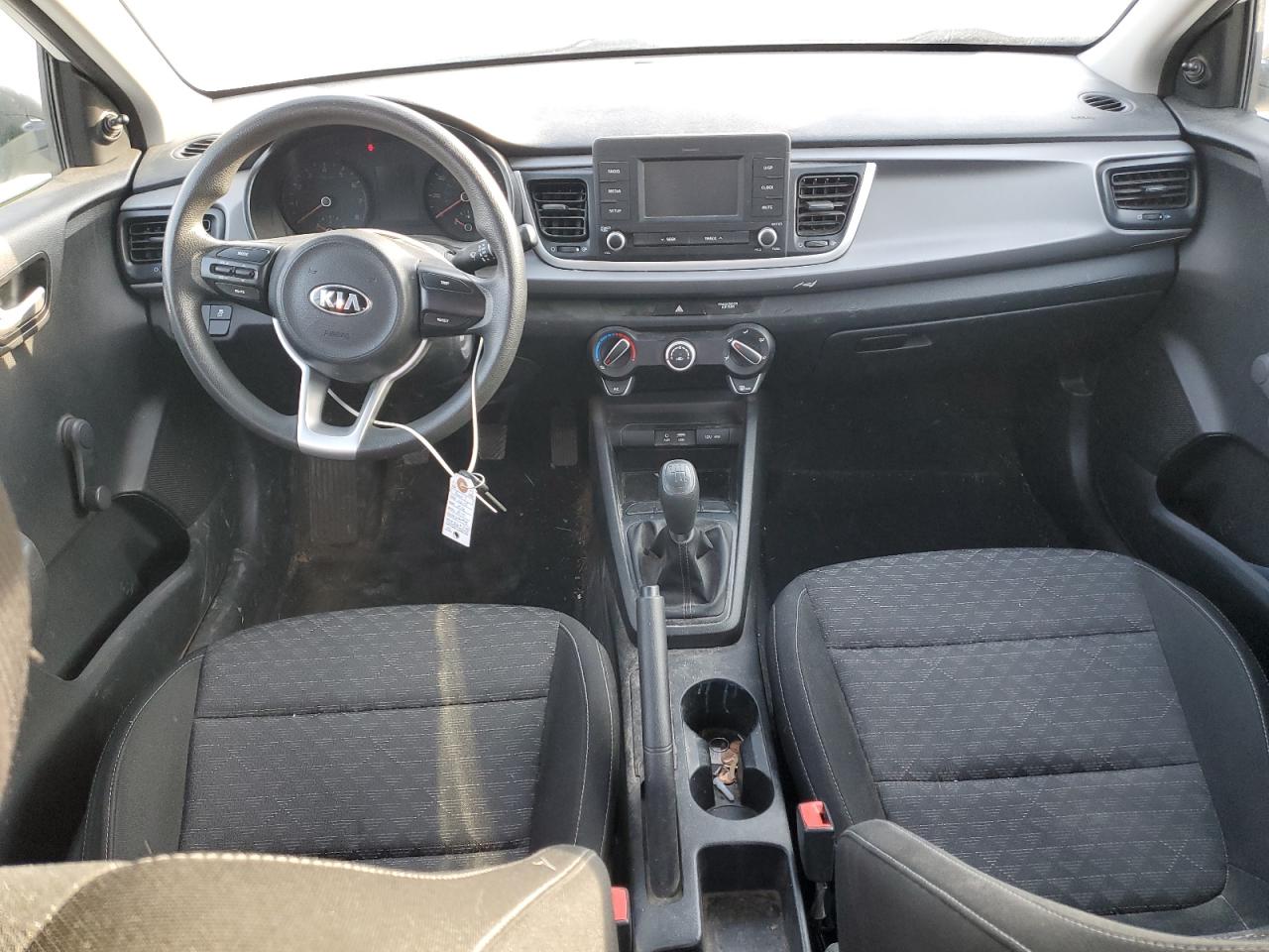 3KPA25AB9JE063358 2018 Kia Rio Lx