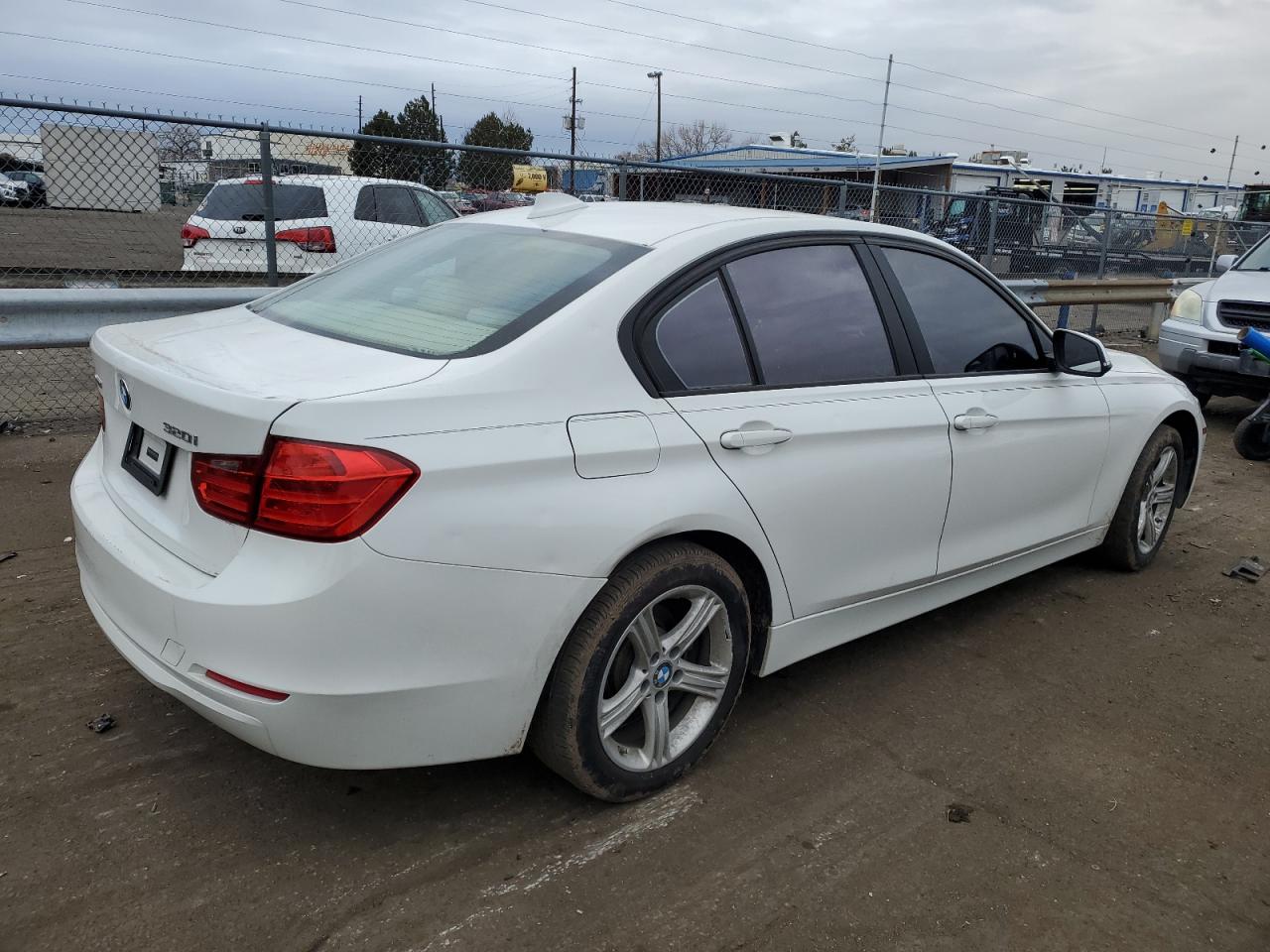 WBA3C3G51ENR25854 2014 BMW 320 I xDrive