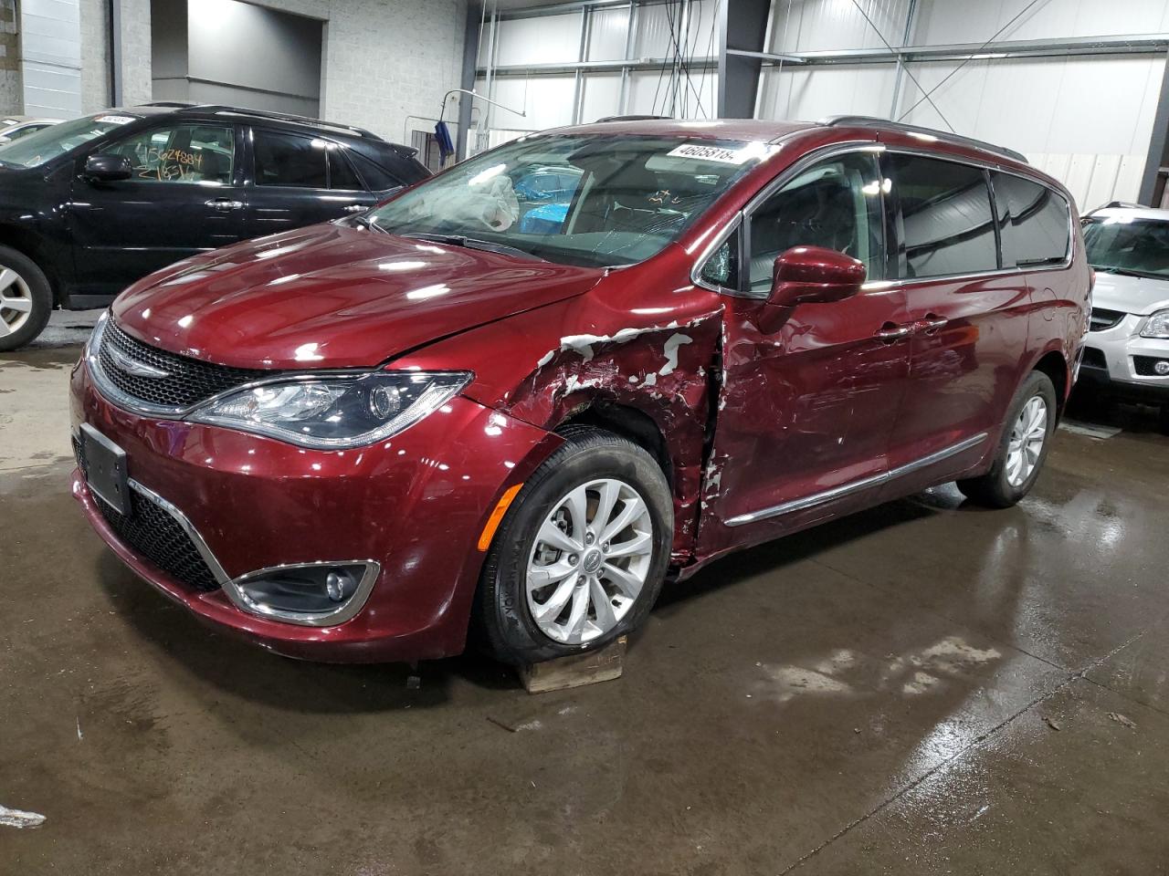 2017 Chrysler Pacifica Touring L vin: 2C4RC1BG9HR665785