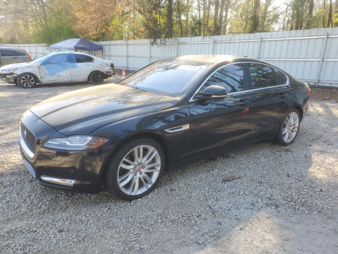 SAJBK4BV2GCY20156 2016 Jaguar Xf Prestige