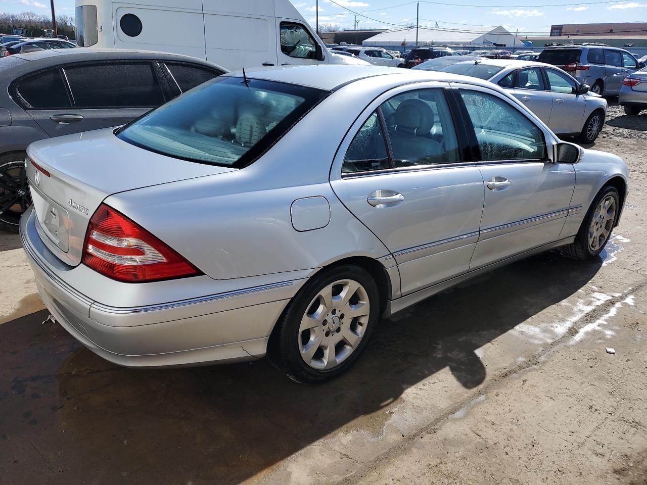 WDBRF84J05F660968 2005 Mercedes-Benz C 320 4Matic