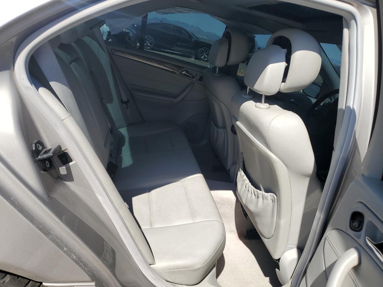 WDBRF52HX7F914011 2007 Mercedes-Benz C 230