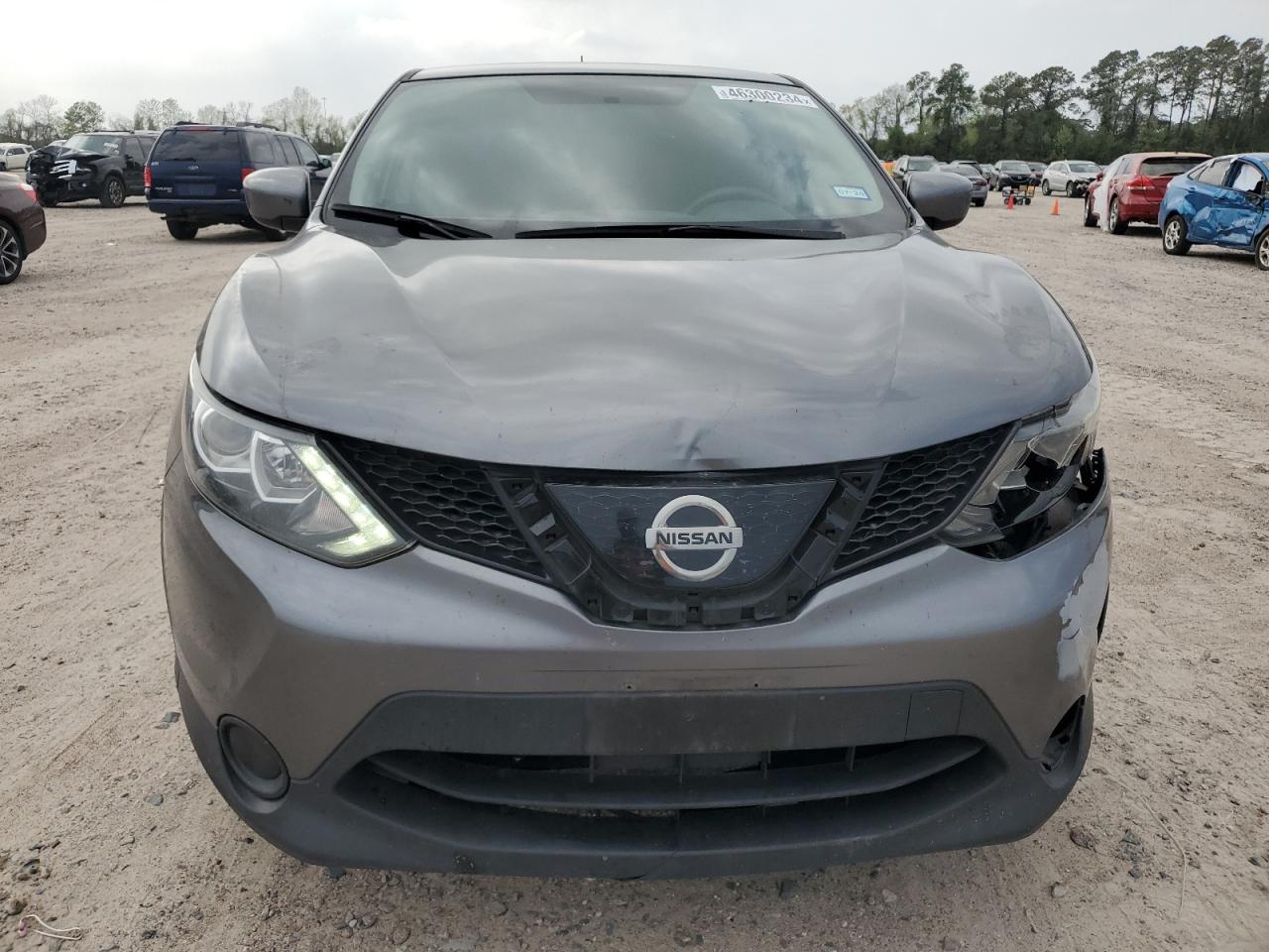 JN1BJ1CP5KW215798 2019 Nissan Rogue Sport S