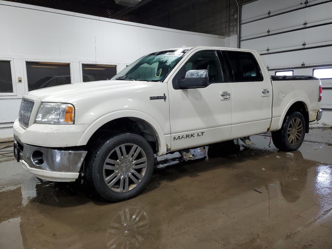 5LTPW185X7F110156 2007 Lincoln Mark Lt