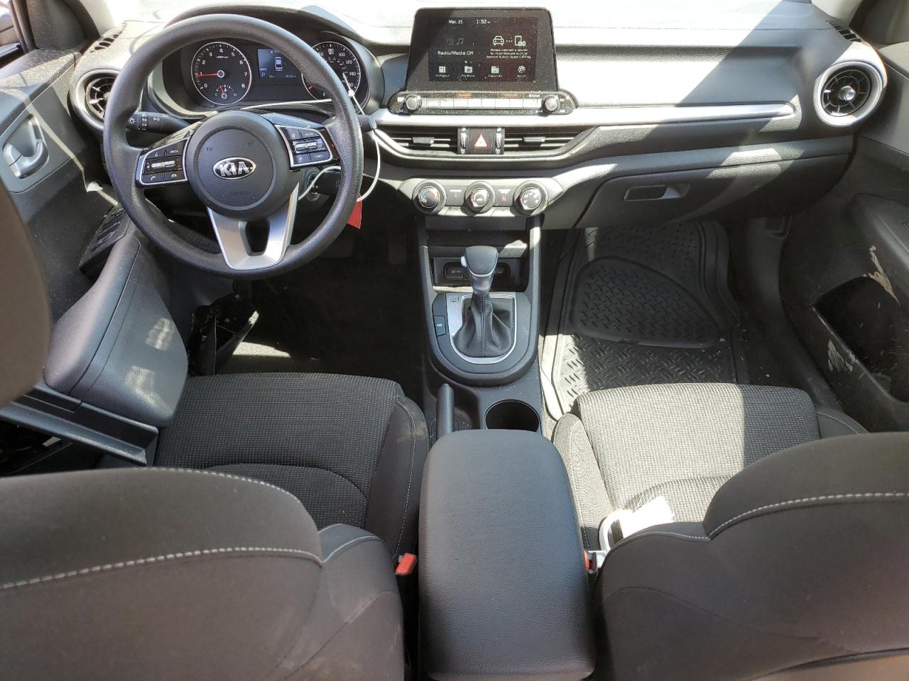 3KPF24AD5ME405264 2021 Kia Forte Fe