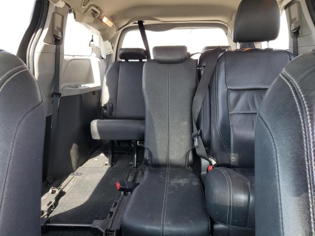 2016 TOYOTA SIENNA SE 5TDXK3DC0GS724180