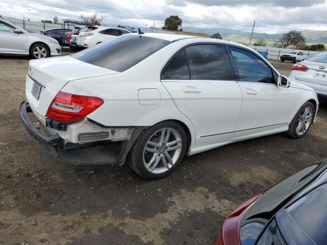 VIN WDDGF4HB8DA816860 2013 Mercedes-Benz C-Class, 250 no.3