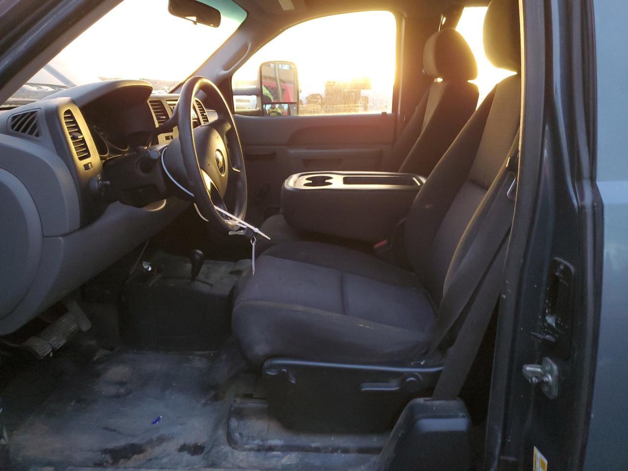 1GCSKPE06AZ248111 2010 Chevrolet Silverado K1500