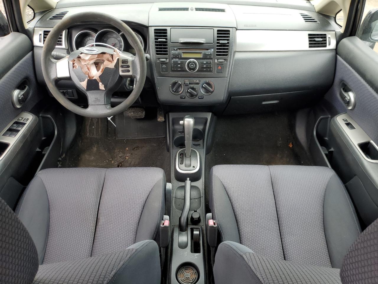 3N1BC13E28L407574 2008 Nissan Versa S