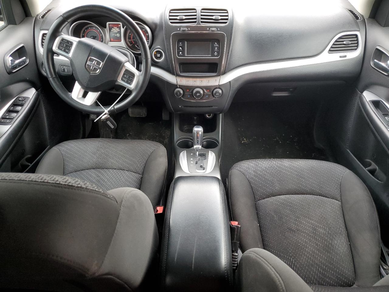 3C4PDDAG8HT616016 2017 Dodge Journey Se