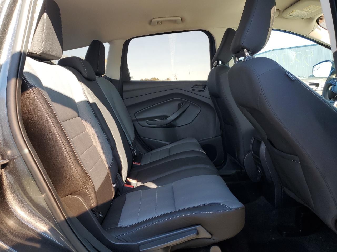 2019 Ford Escape S vin: 1FMCU0F78KUC46095