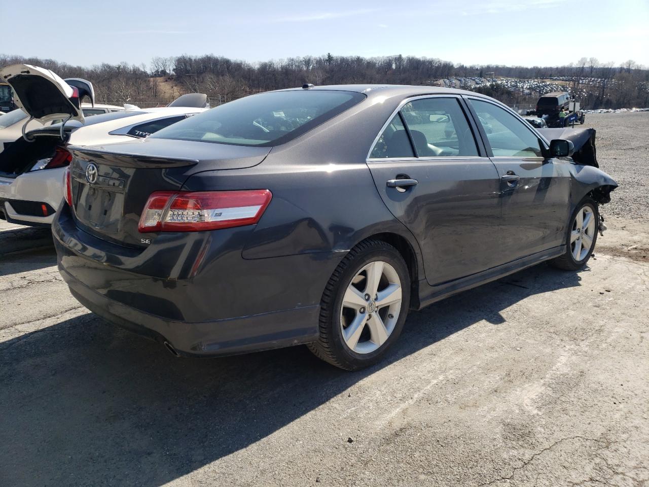 4T1BF3EK8BU651693 2011 Toyota Camry Base