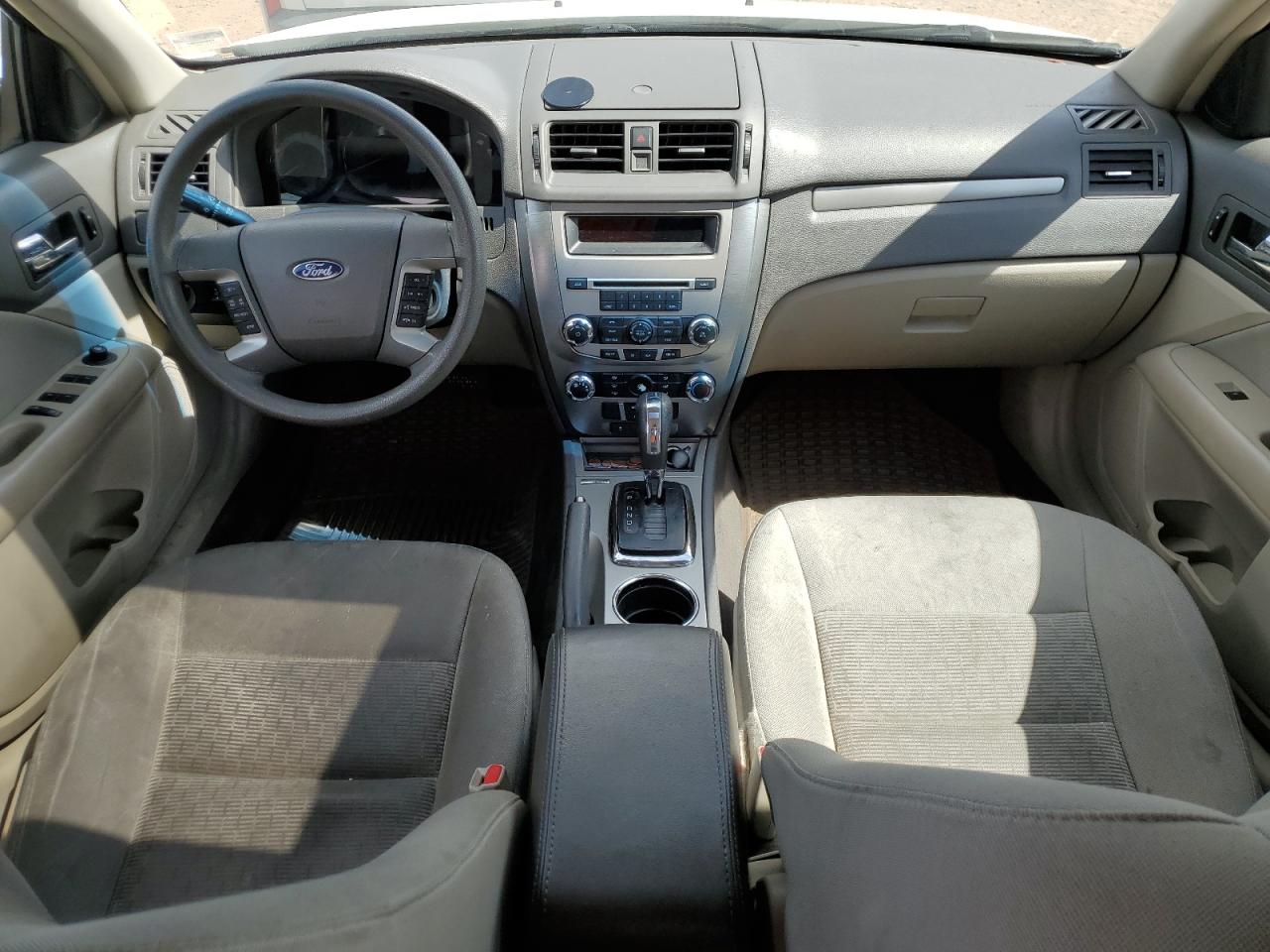 3FAHP0HA5AR273826 2010 Ford Fusion Se