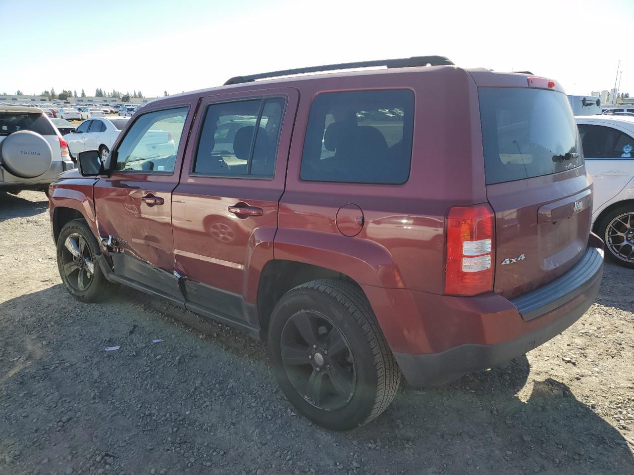 1C4NJRFB4GD638111 2016 Jeep Patriot Latitude