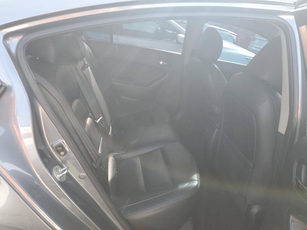 3KPFL4A87HE004983 2017 Kia Forte Ex