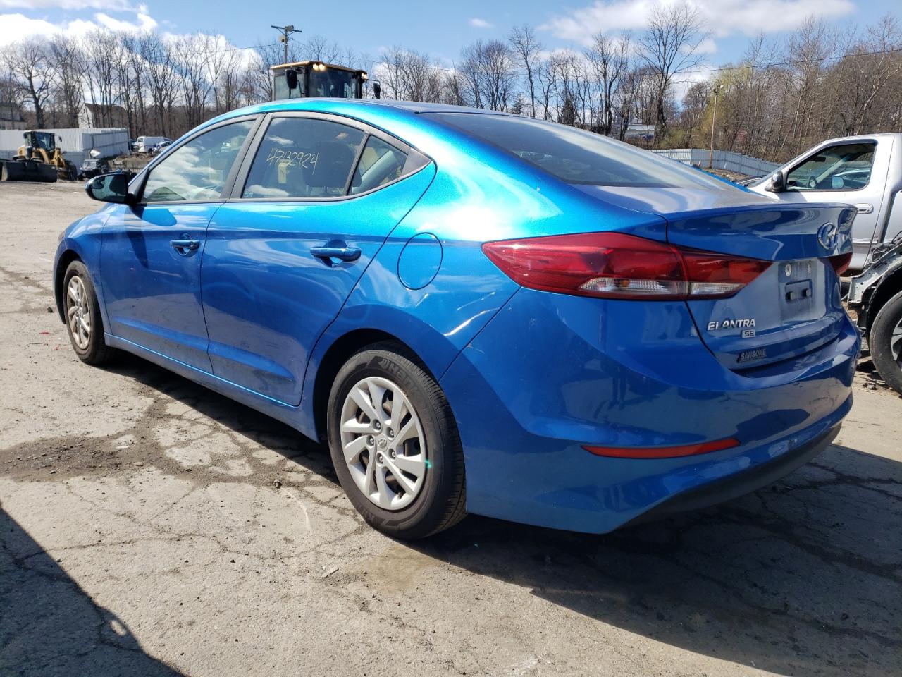 5NPD74LFXJH295178 2018 Hyundai Elantra Se