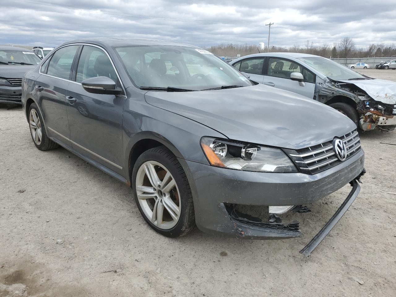 1VWCM7A36CC092184 2012 Volkswagen Passat Sel