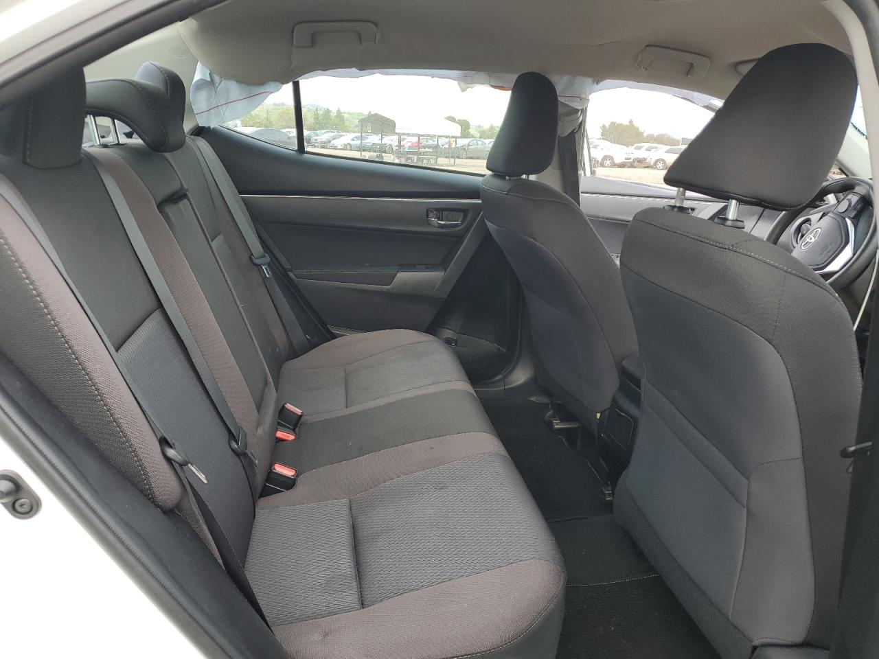 5YFBURHE2HP724209 2017 Toyota Corolla L