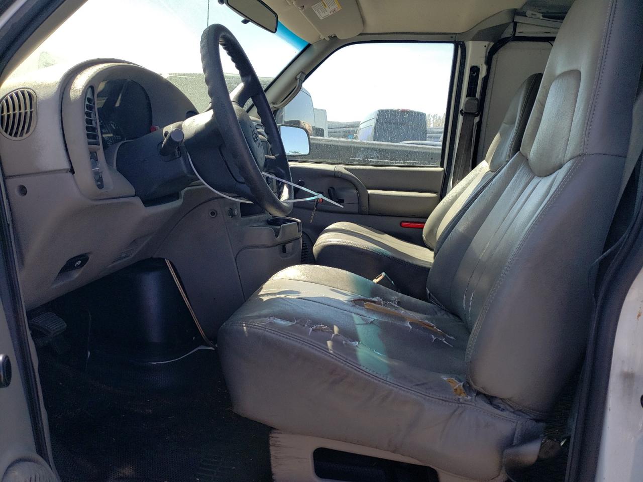 1GCDM19X32B154561 2002 Chevrolet Astro