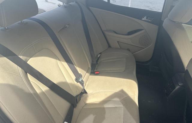 2012 Kia Optima - Image 6