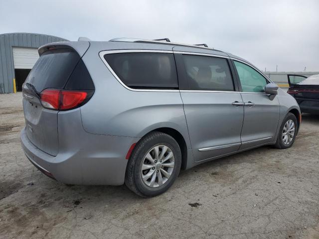 2019 Chrysler Pacifica Touring L VIN: 2C4RC1BG8KR626161 Lot: 45342844