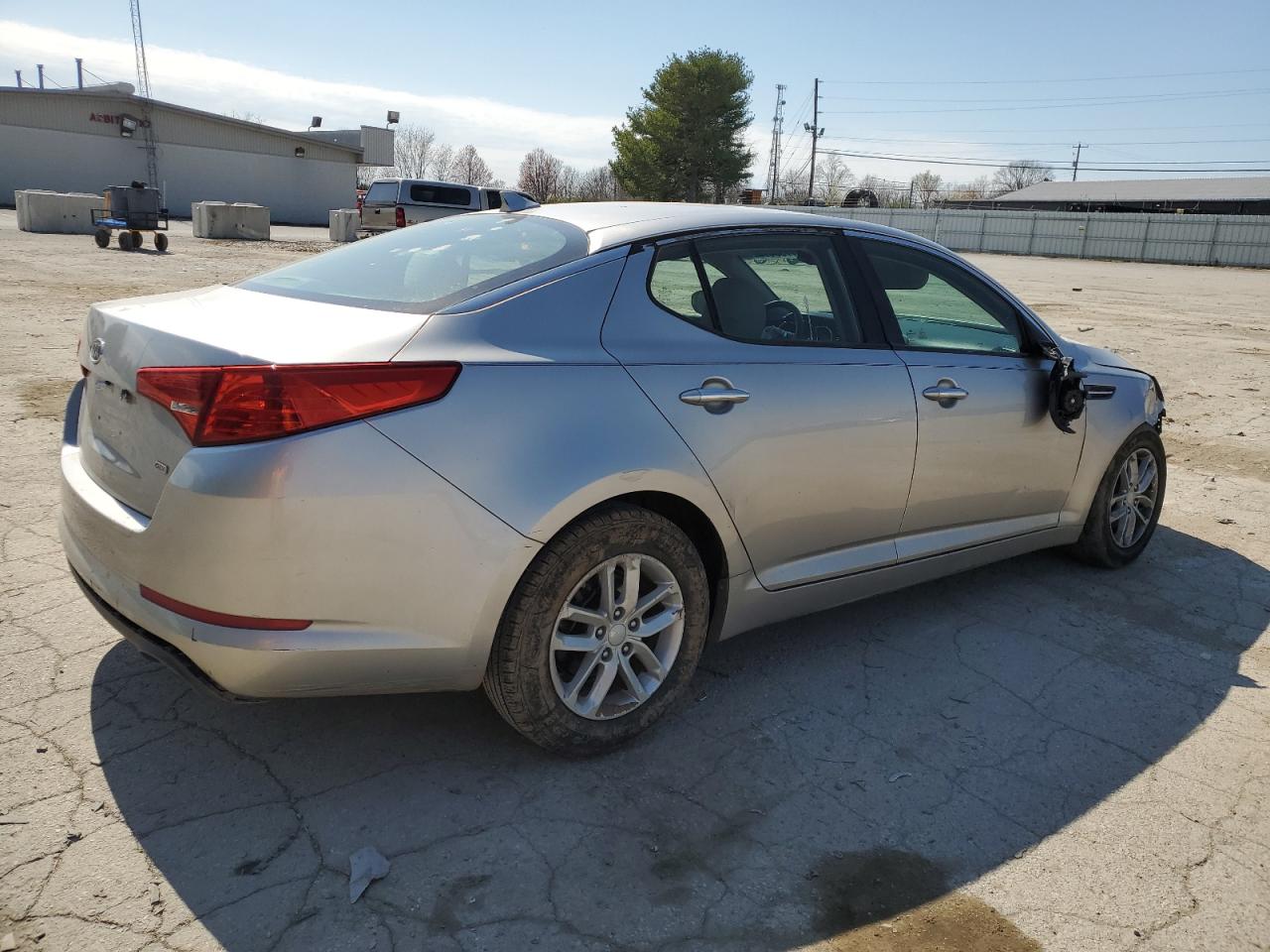 KNAGM4A76C5289671 2012 Kia Optima Lx