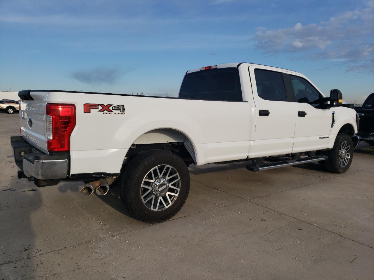 2017 Ford F250 Super Duty vin: 1FT7W2BT7HEE70251