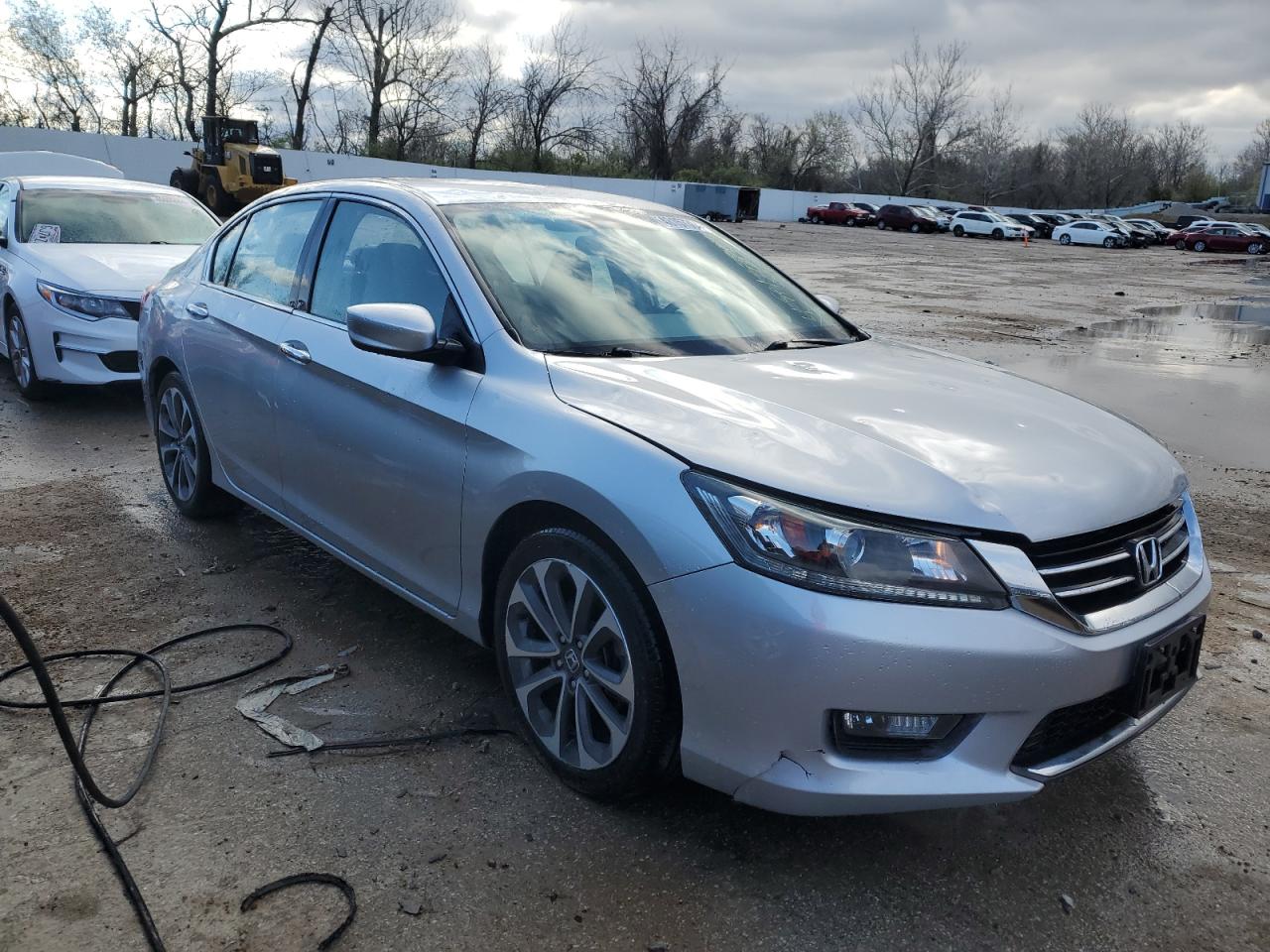 1HGCR2F56FA107043 2015 Honda Accord Sport