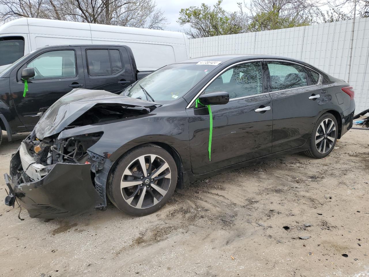 2018 Nissan Altima 2.5 vin: 1N4AL3AP2JC123748