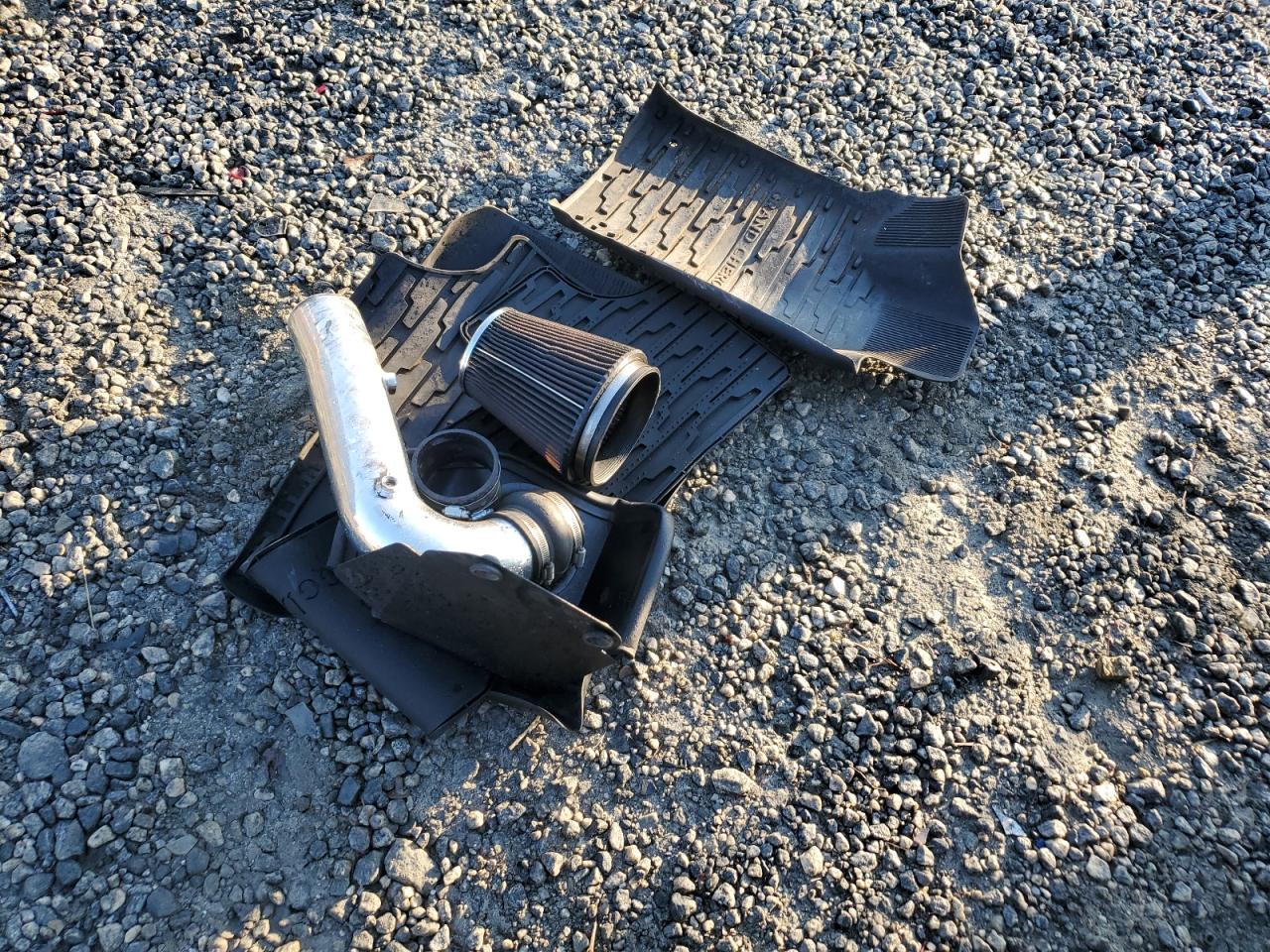 1C4RJECT5CC125621 2012 Jeep Grand Cherokee Overland